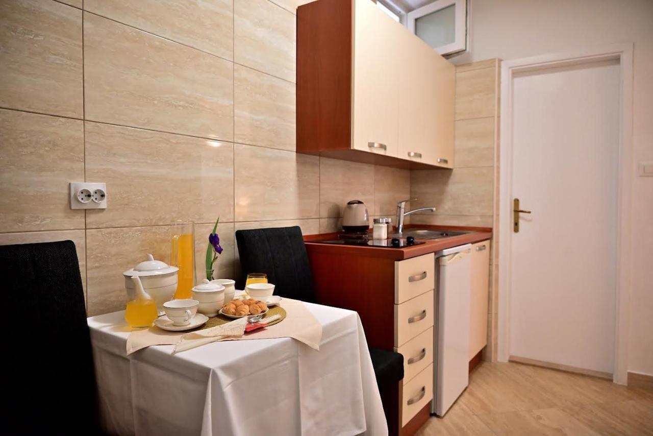 Studio Apartment Snjezana ドゥブロブニク エクステリア 写真