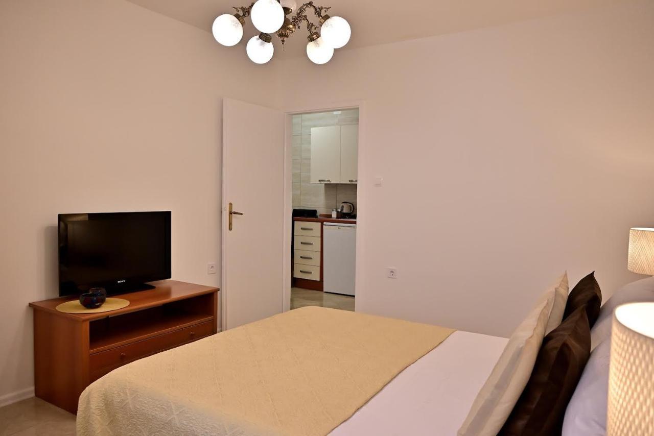 Studio Apartment Snjezana ドゥブロブニク エクステリア 写真